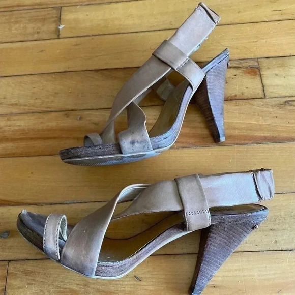 Michael kors toe sandals - Picture 5 of 7